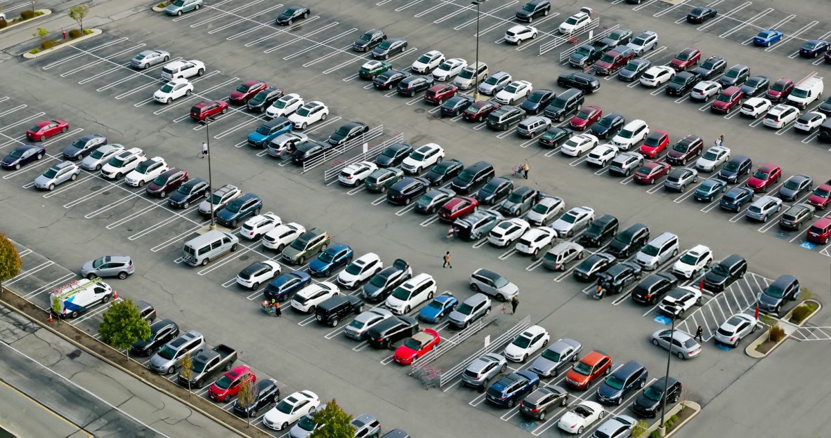 Real Costs and Profits of Buying Salvage Cars from US to Dubai